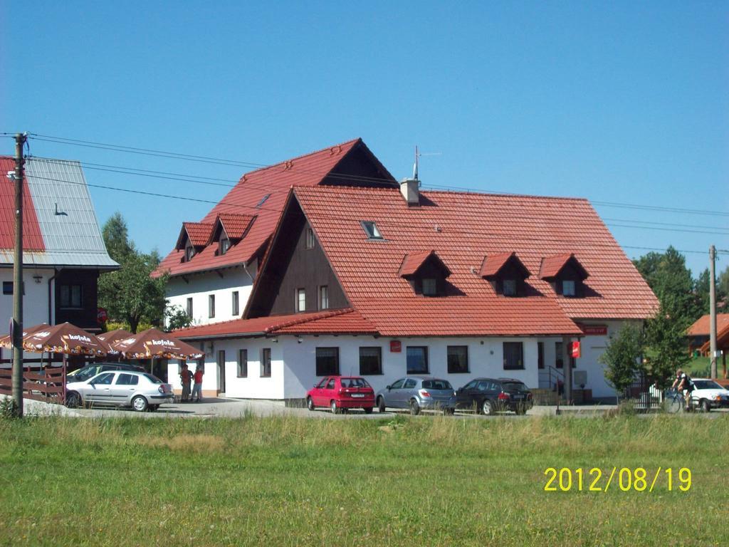 Frenštát pod Radhoštěm Hotel U Lip Trojanovice מראה חיצוני תמונה
