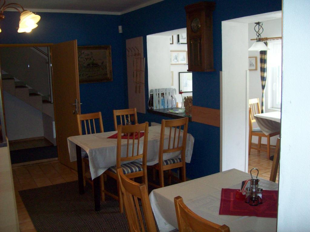 Frenštát pod Radhoštěm Hotel U Lip Trojanovice מראה חיצוני תמונה