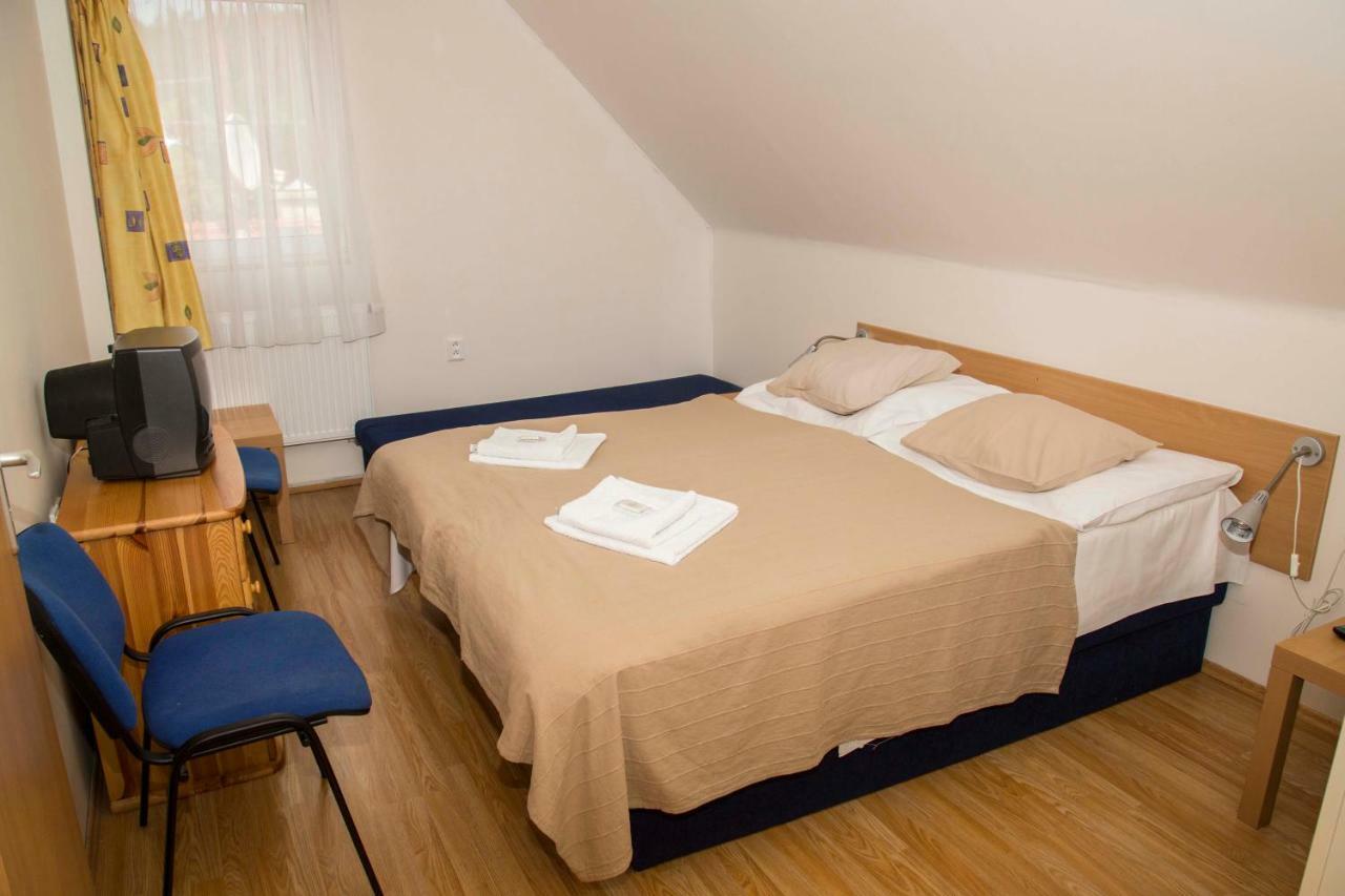 Frenštát pod Radhoštěm Hotel U Lip Trojanovice מראה חיצוני תמונה